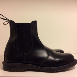 Dr Martens Flora Chelsea Boot
