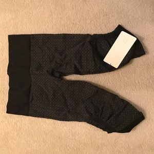 Lululemon capris. Never worn, tags still on
