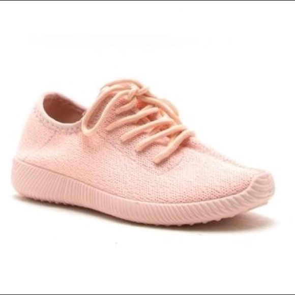 Shoes - 🎉LABOR DAY SALE🎉 Blush Pink Sneakers