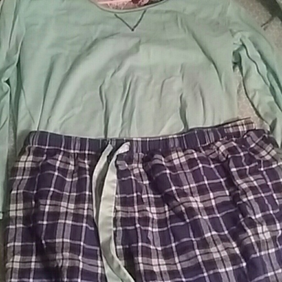 Never worn light and dark blue pajama set