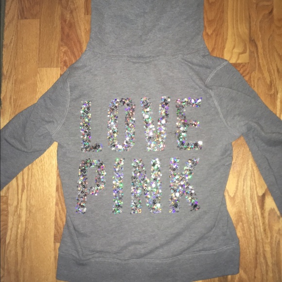 pink sweatshirt