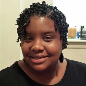 Meet your Posher, Charelle