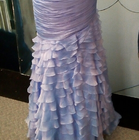 Prom - Picture 2 of 2