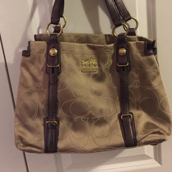 Coach Madison Gold Carriage Bag