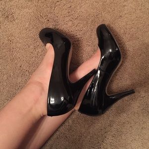 Madden Girl Black Heels
