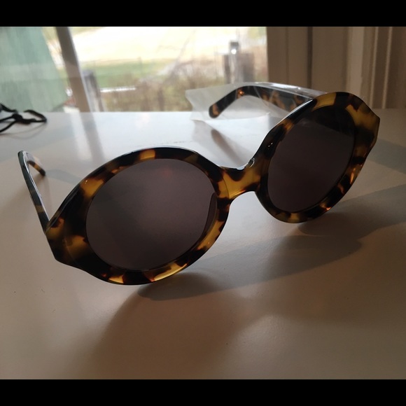 Karen Walker | Accessories | Rare Karen Walker Tortoise  display picture 2