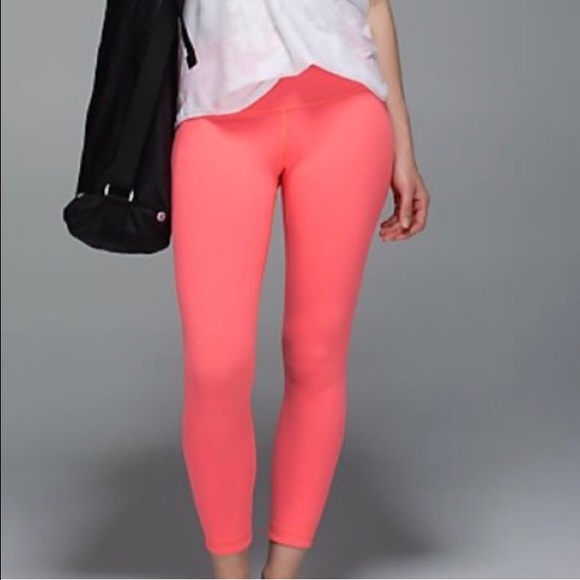 ❌SOLD❌Lululemon High Times Reversible Leggings - Picture 4 of 4