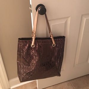 Shoulder bag