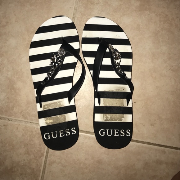 Guess flip flops