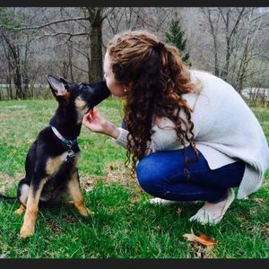 Meet your Posher, Abby