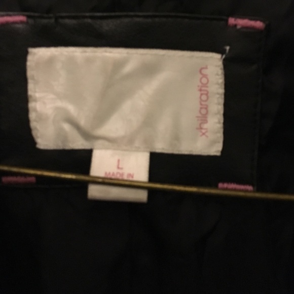 Leather jacket - Picture 2 of 3