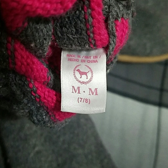 VS Pink mukluks - Picture 4 of 4