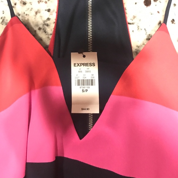 Express Tank - Picture 3 of 3