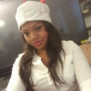 Meet your Posher, Shanequa