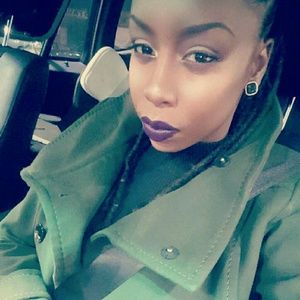 Meet your Posher, Bria