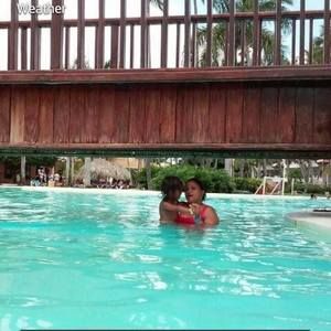 Meet your Posher, Joan