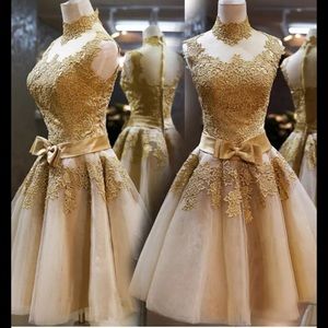 SOLD 🚫 Lace ivory cocktail dress