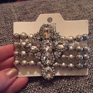 Stretch bling cross bracelet