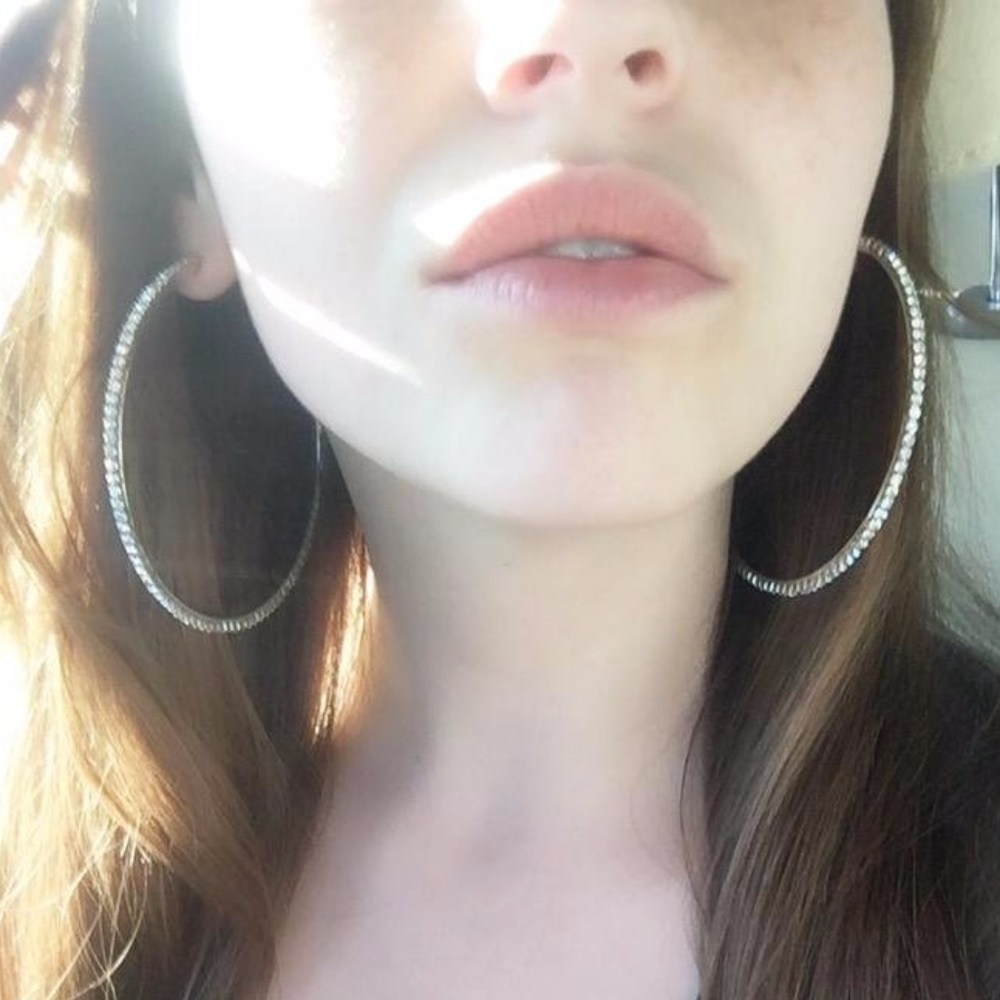 ⚡LAST PAIR⚡ Stunning Rhinestone Hoops 3.25" NWOT - Picture 5 of 5