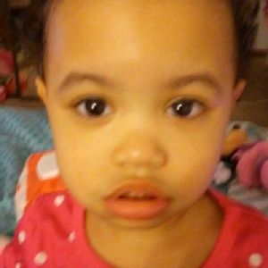 Meet your Posher, Dena