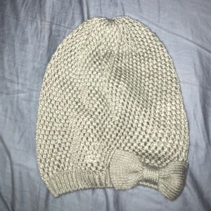 🔴SOLD🔴 NWOT beanie