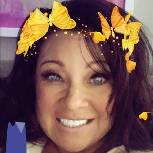 Meet your Posher, Deanna