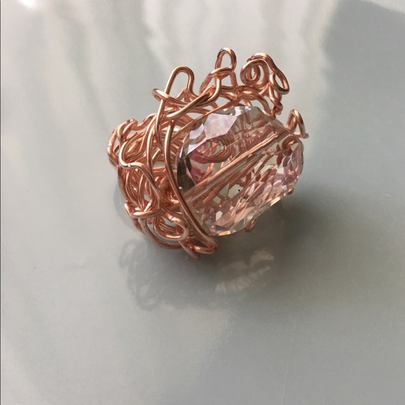 ❣️Rose Gold Crystal Ring - Picture 7 of 8
