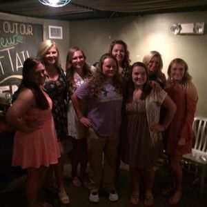 Meet your Posher, Lauren