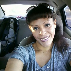 Meet your Posher, Elizeth