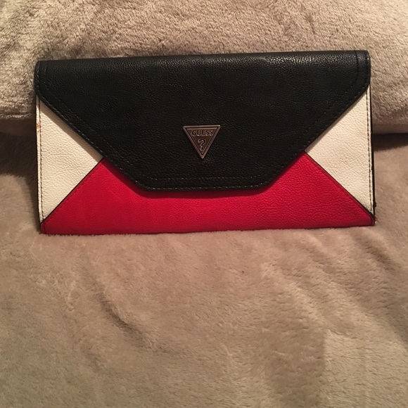Guess Handbags - Guess Clutch