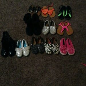 SOLD!!!      Kids shoes different sz