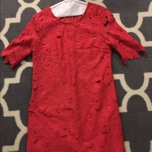 Beautiful 3/4 sleeve,Coral, flower laced dress 🌺