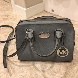 100%authentic Michael Kors Handbags