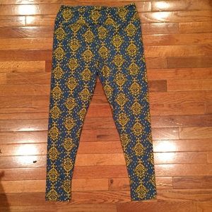 LulaRoe TC leggings ⚡️ PRICE CUT! ⚡️