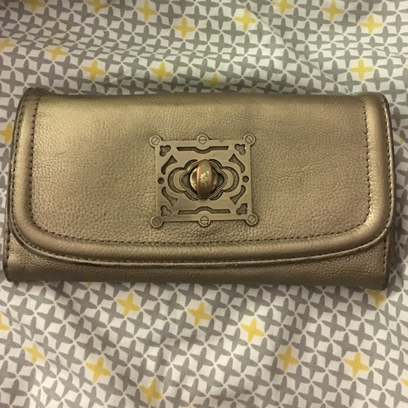 Urban Outfitters wallet - Picture 1 of 1