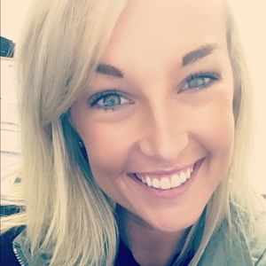 Meet your Posher, Mallory