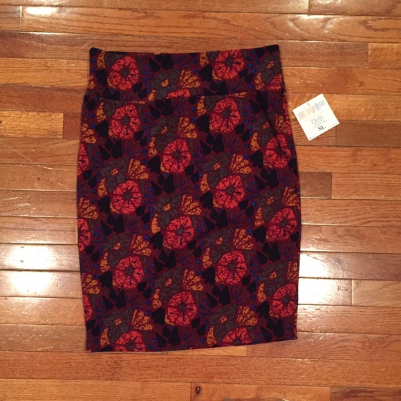 LulaRoe Cassie skirt