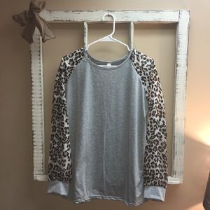 Leopard Print Sleeve Top