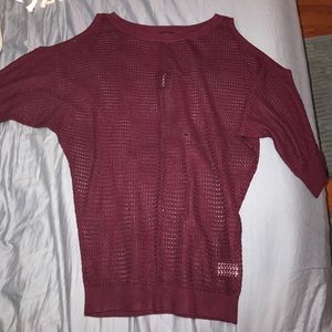 Maroon knitted cold shoulder sweater