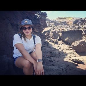 Meet your Posher, Elizabeth