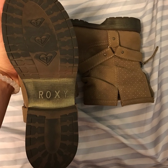 Roxy booties - Picture 3 of 4
