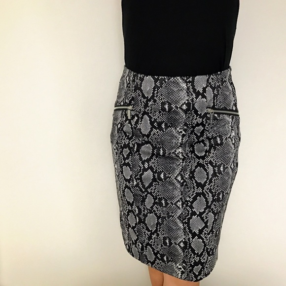 MICHAEL Michael Kors Dresses & Skirts - Michael Kors Snake Print Pencil Skirt