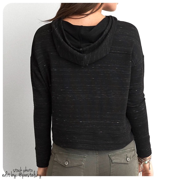 🆕 AEO cropped pullover - Picture 2 of 5
