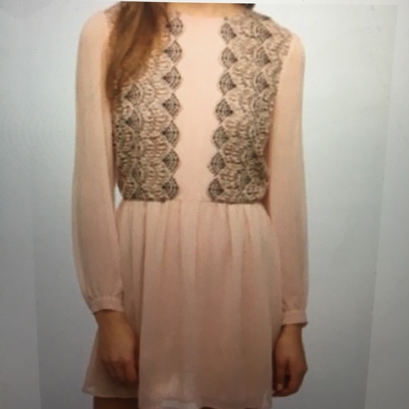 Longsleeve blush pins and needles dress lace trim - Picture 1 of 4