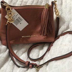 Brand NWT MK AntiqueRose Bedford Leather Crossbody