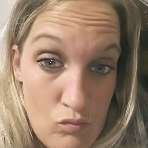 Meet your Posher, Chrisnatasha