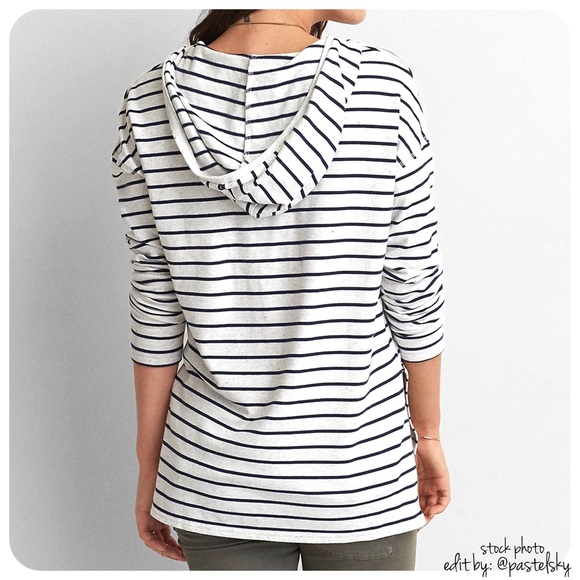 🆕 AEO stripe sweater - Picture 2 of 6