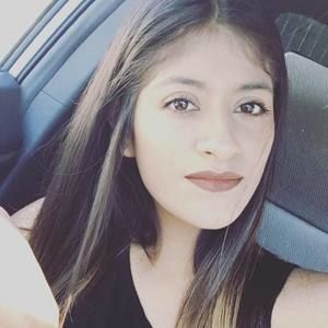 Meet your Posher, Juana