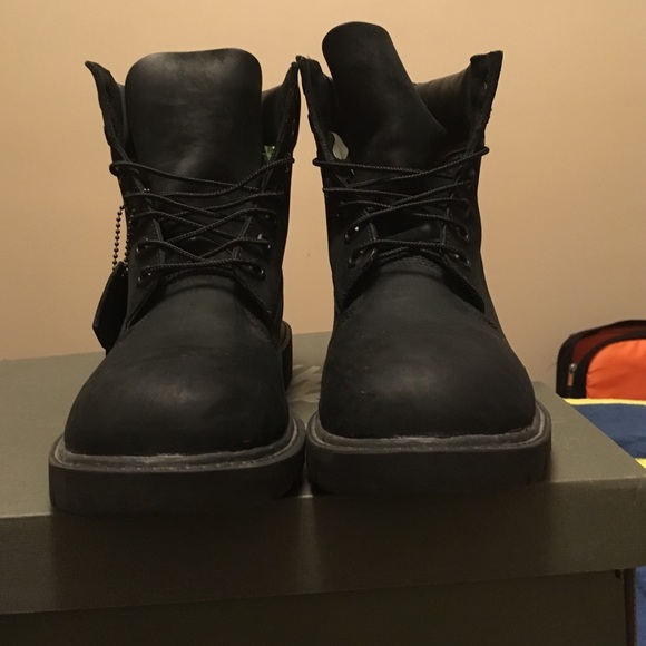 all black timberlands