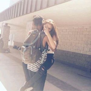 Meet your Posher, Lawrence